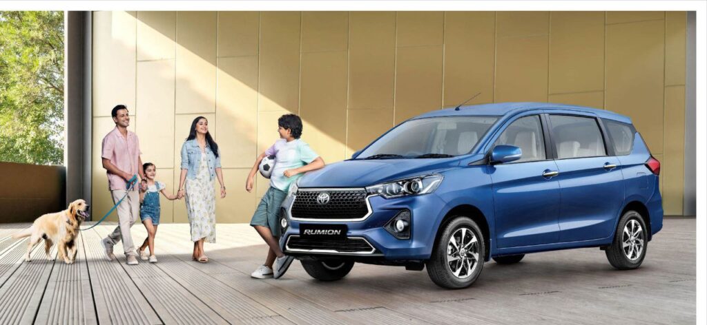 Toyota Rumion Hybrid (7-Seater)